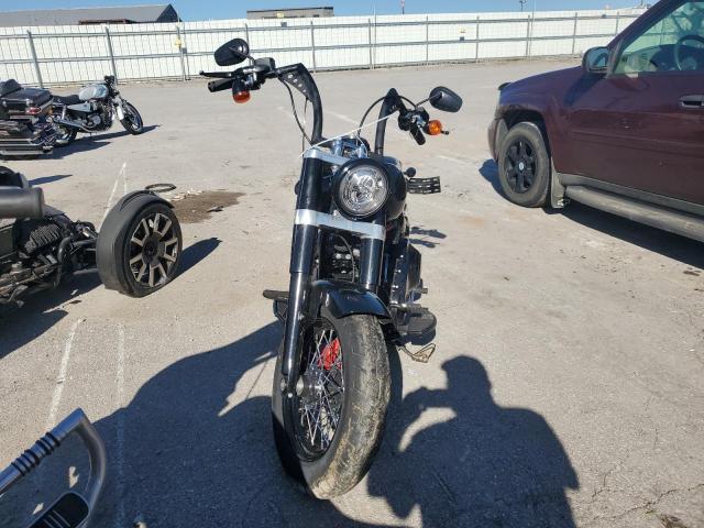 2019 HARLEY-DAVIDSON FLSL 1HD1YDJ20KB032621