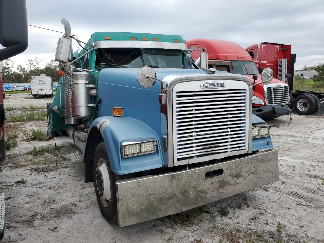  Salvage Freightliner Convention