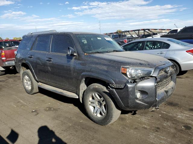 2018 TOYOTA 4RUNNER SR - JTEBU5JRXJ5485495