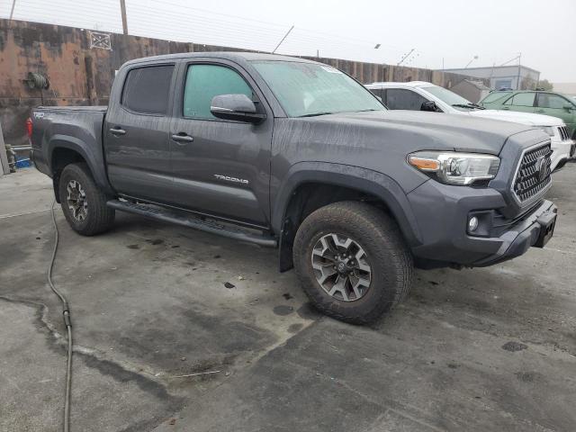 VIN 3TMCZ5AN4JM139203 2018 Toyota Tacoma, Double Cab no.4