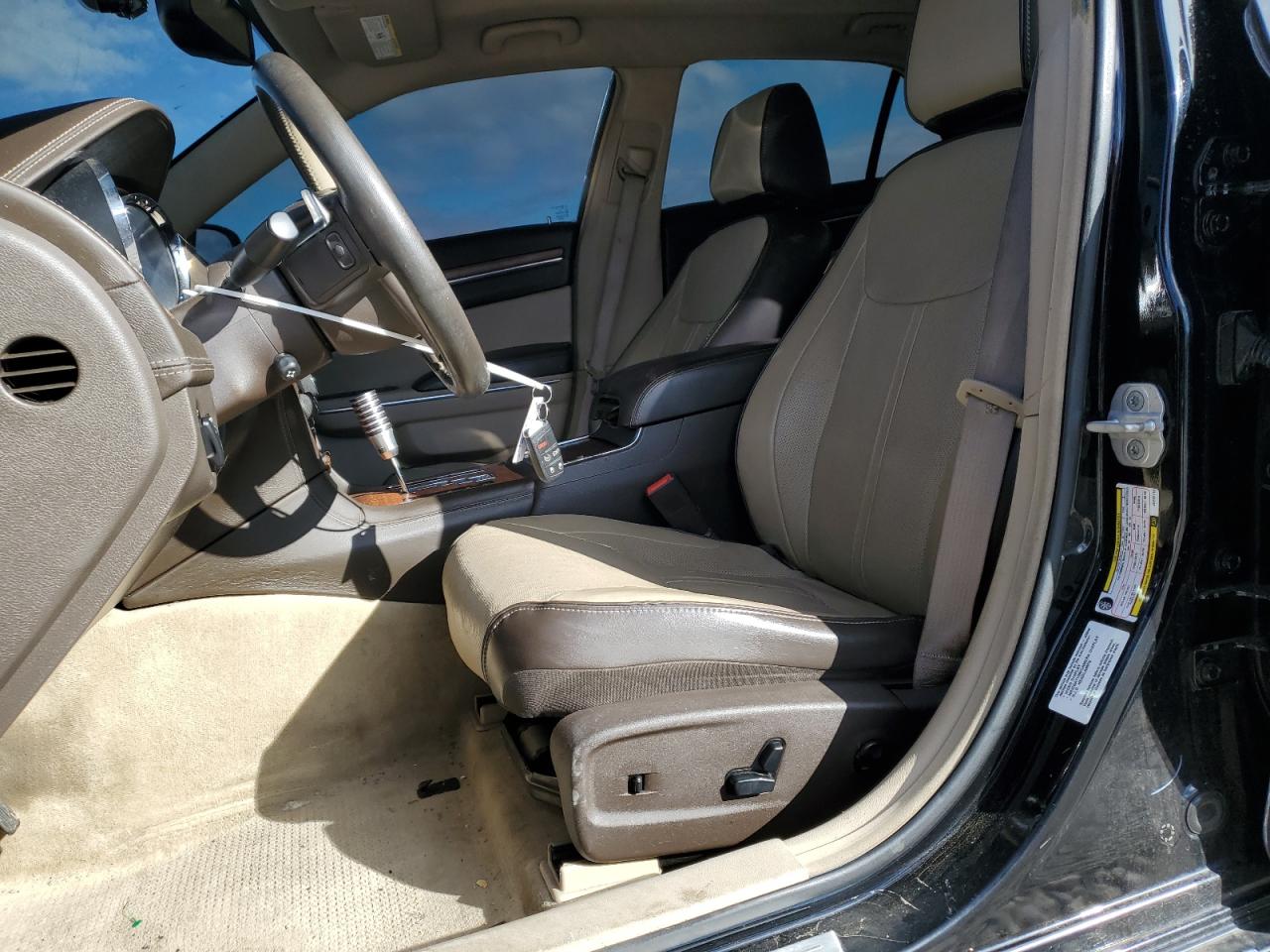 CHRYSLER 300C LUXURY