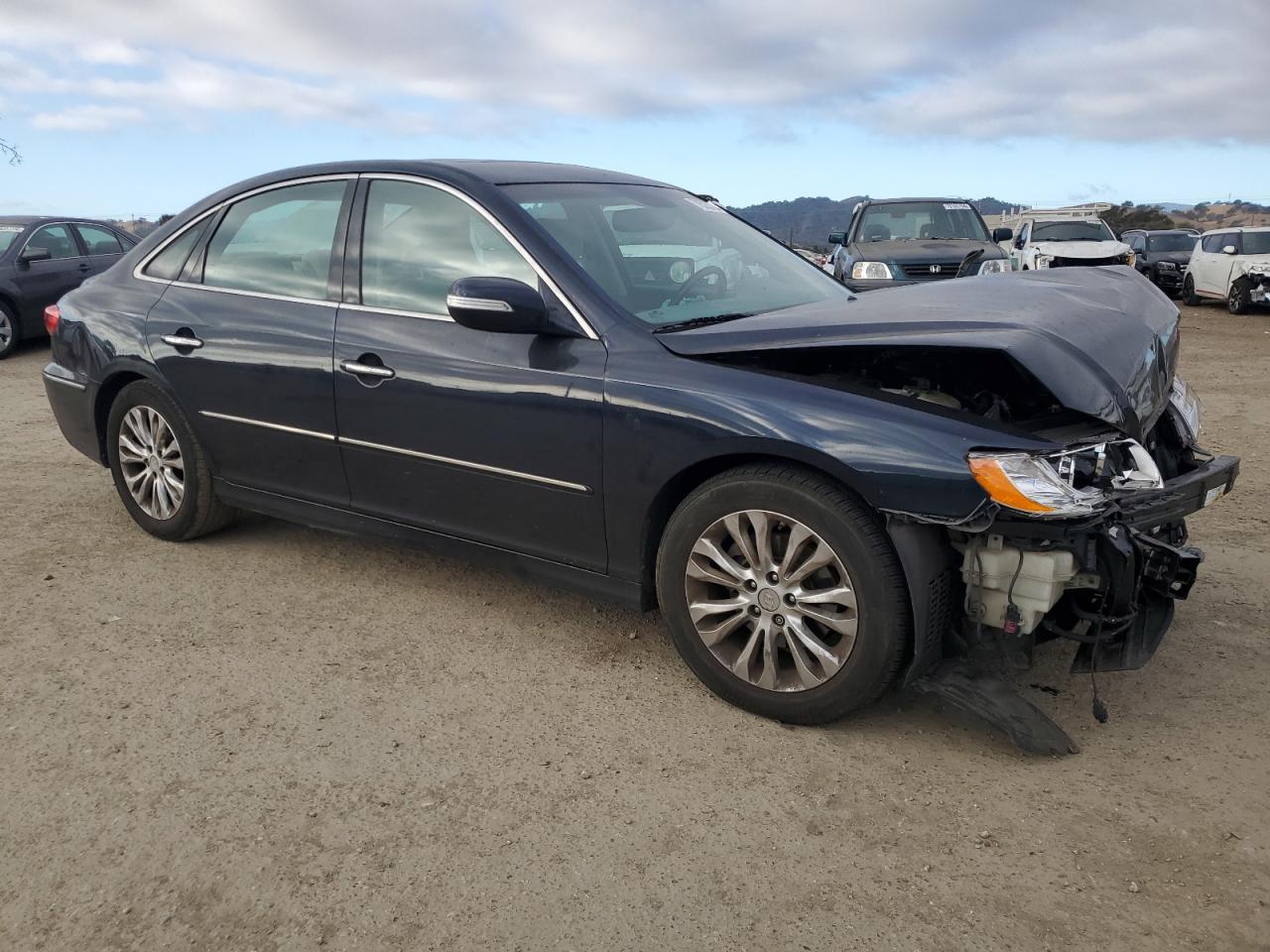 Lot #2988719714 2011 HYUNDAI AZERA GLS