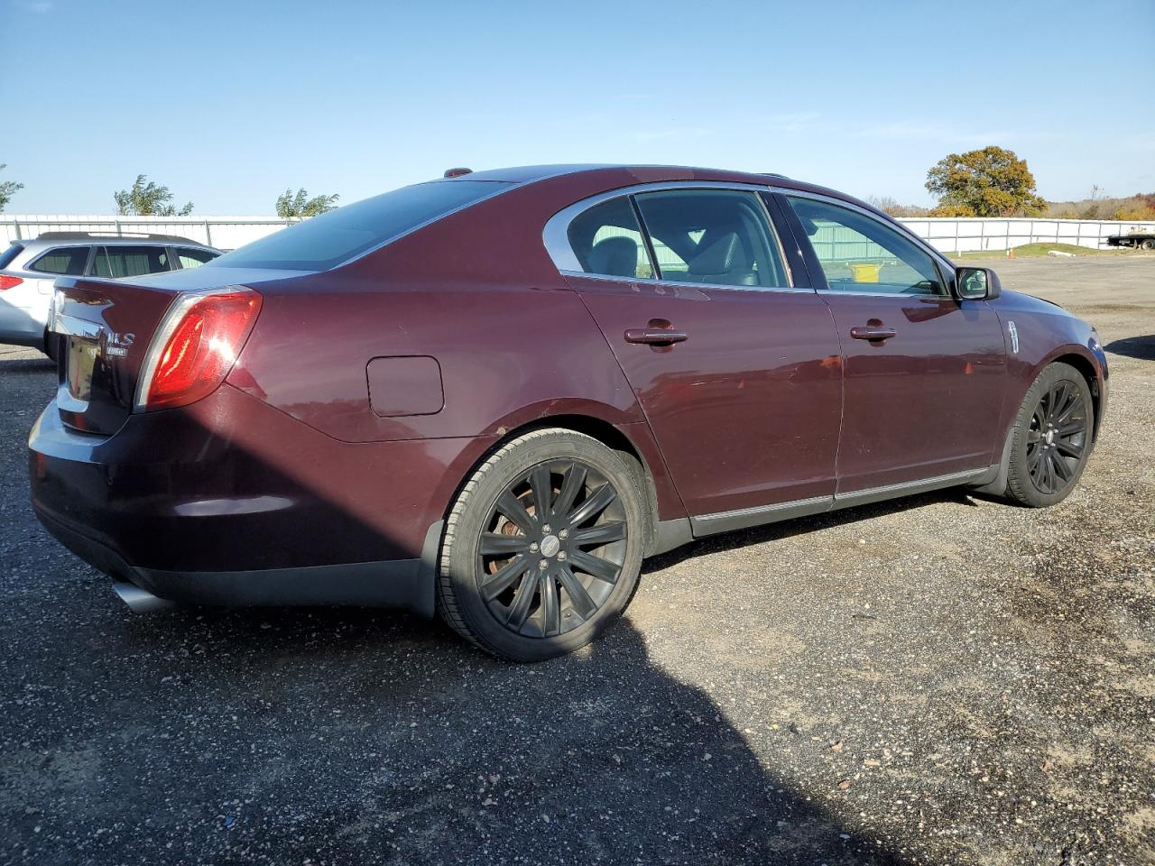 Lot #2936012827 2011 LINCOLN MKS