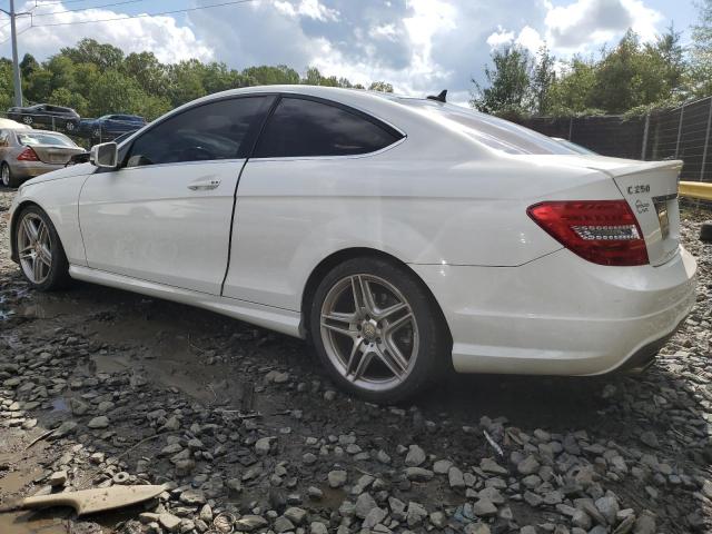 2015 MERCEDES-BENZ C 250 - WDDGJ4HB2FG441305