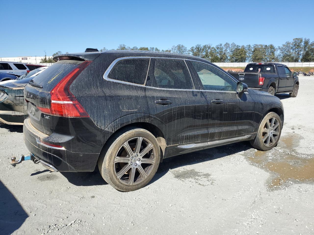 Lot #2945201713 2019 VOLVO XC60 T6 IN