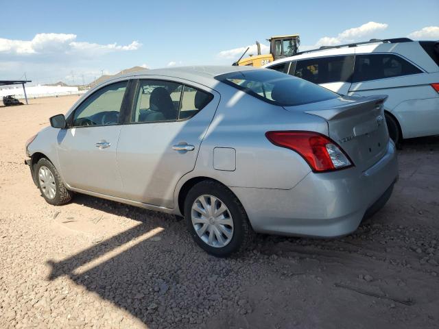 VIN 3N1CN7APXJL886127 2018 Nissan Versa, S no.2