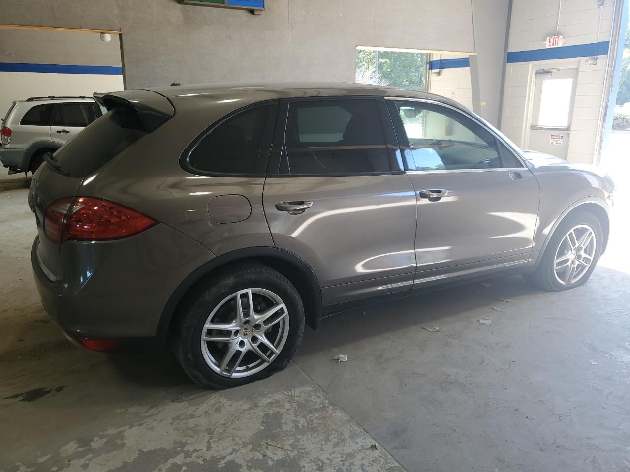 Lot #2935567078 2012 PORSCHE CAYENNE