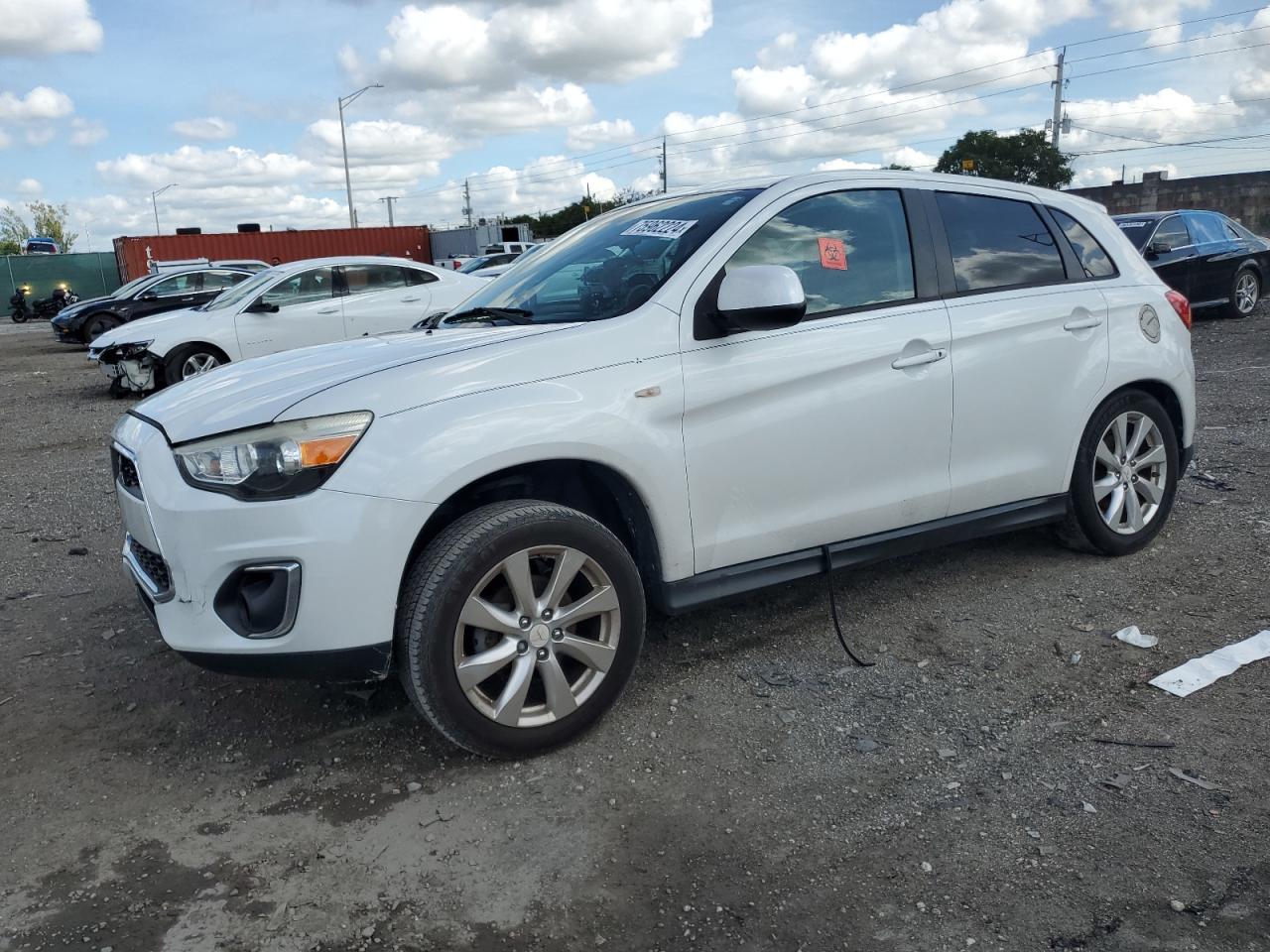 Mitsubishi Outlander Sport 2015 MEDIUM