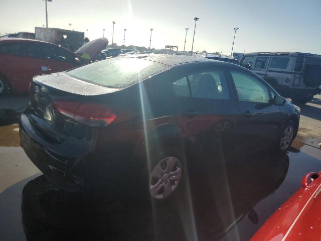 VIN 3KPFK4A72JE234074 2018 KIA Forte, LX no.3