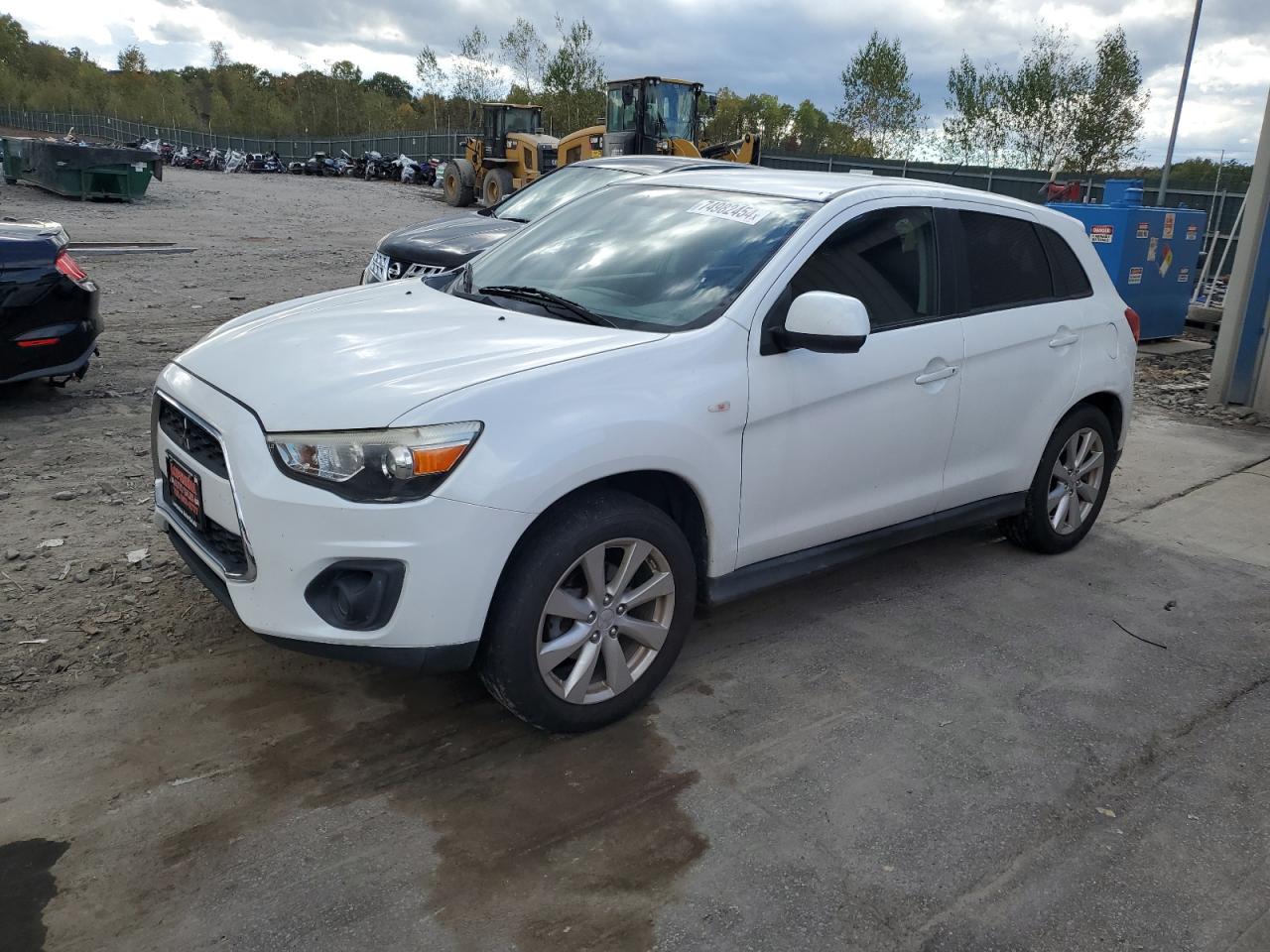 Mitsubishi Outlander Sport 2013 MEDIUM