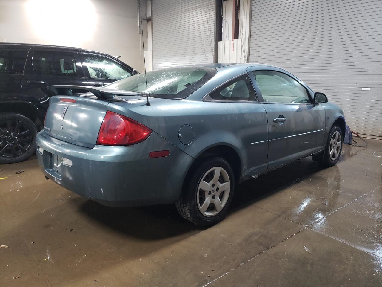 Lot #2935892816 2009 PONTIAC G5