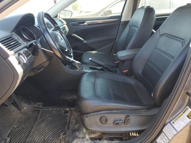 2017 VOLKSWAGEN PASSAT SE - 1VWBT7A33HC036239