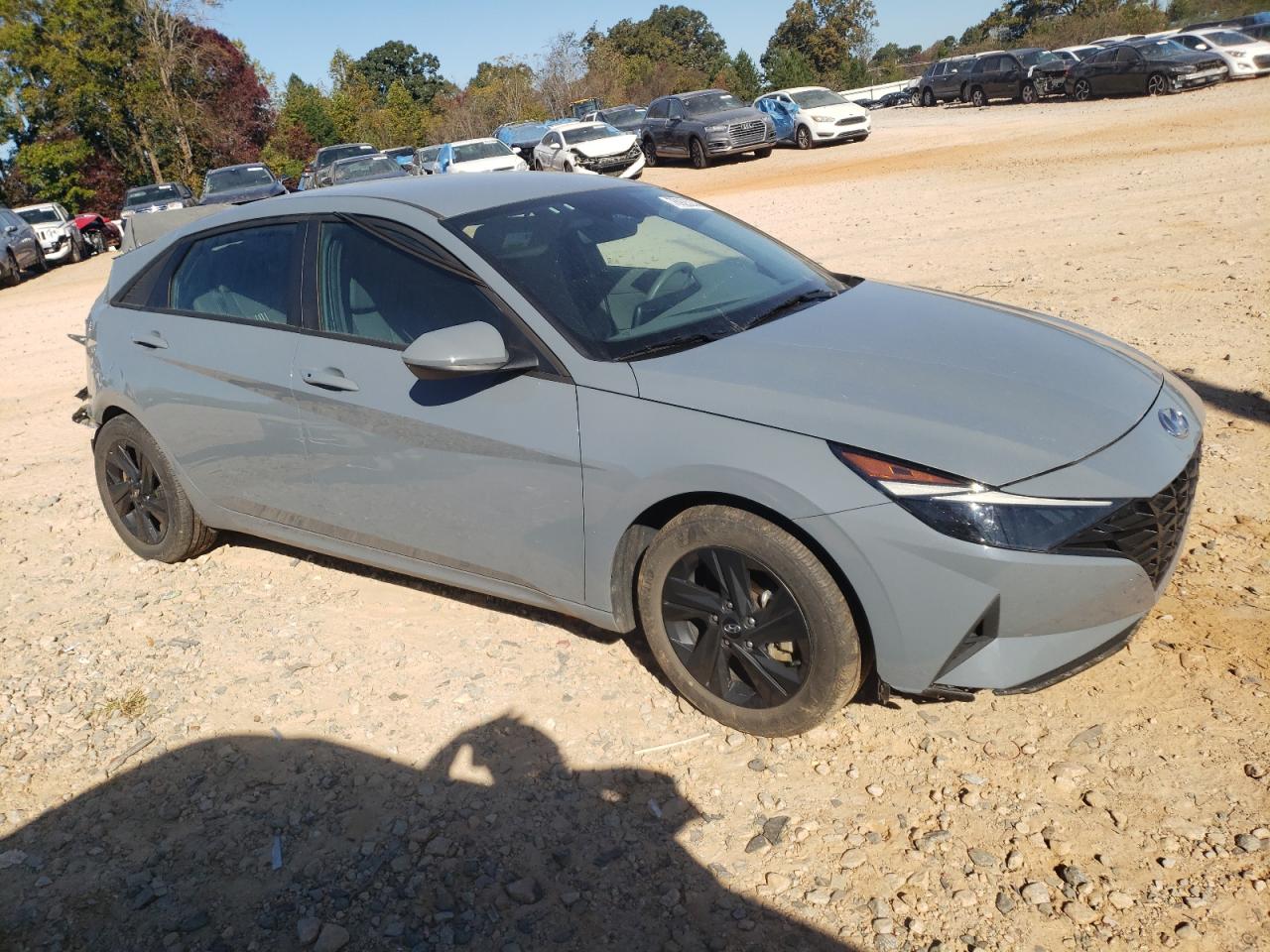 Lot #2945304496 2023 HYUNDAI ELANTRA BL