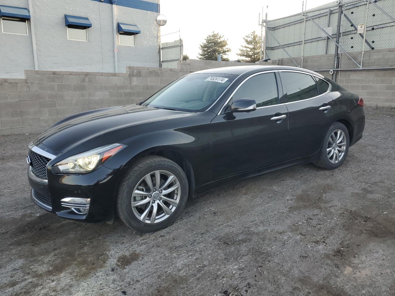 Infiniti Q70 2018 