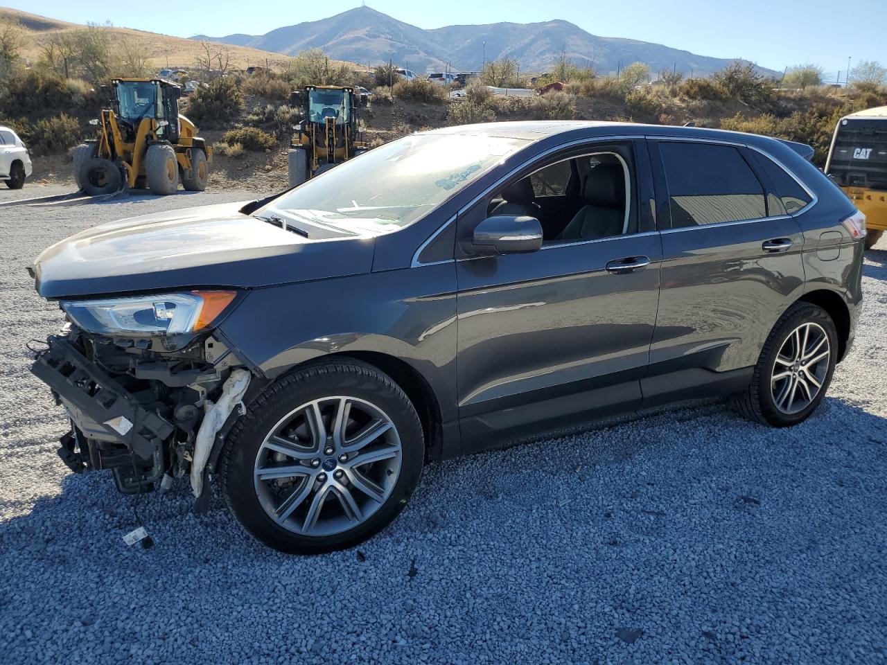  Salvage Ford Edge