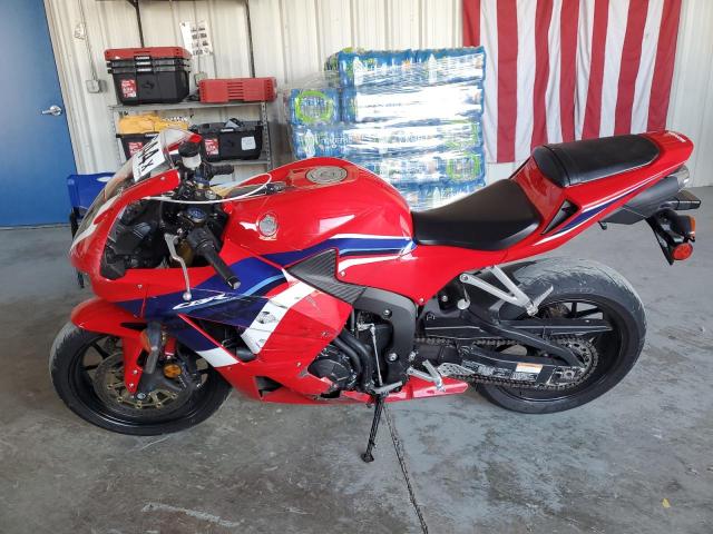 2024 HONDA CBR600 RR JH2PC40J8RK100085