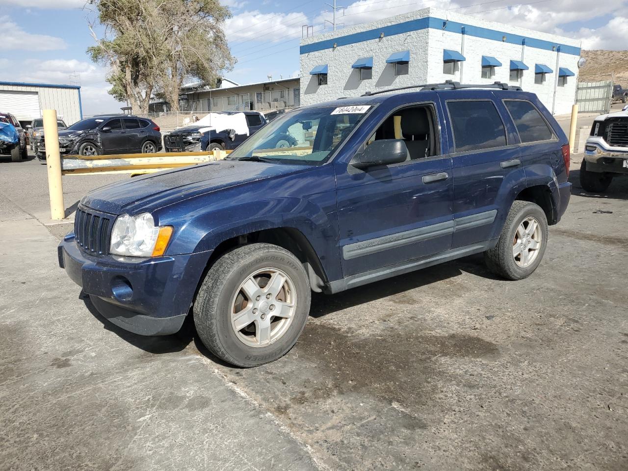 Jeep Grand Cherokee 2005 Laredo