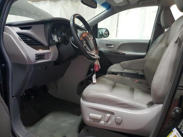 VIN 5TDYK3DCXFS645666 2015 Toyota Sienna, Xle no.7