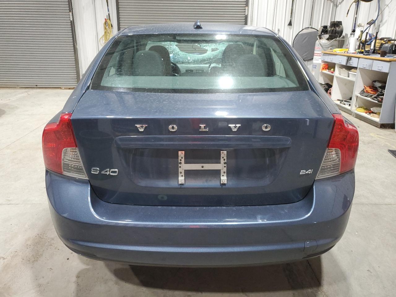 Lot #2936157344 2010 VOLVO S40 2.4I