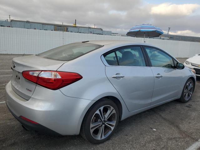 VIN KNAFX4A88G5463936 2016 KIA Forte, EX no.3