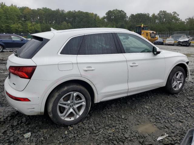 VIN WA1ANAFY4K2067839 2019 AUDI Q5 no.3