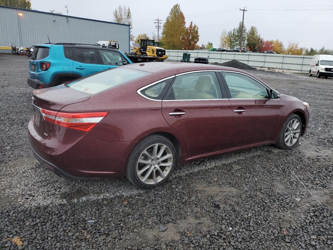 Lot #2945680612 2014 TOYOTA AVALON BAS