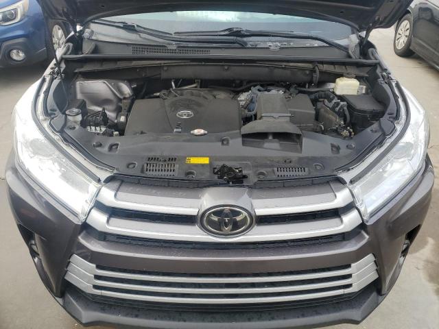 VIN 5TDJZRFH9HS478017 2017 Toyota Highlander, SE no.12