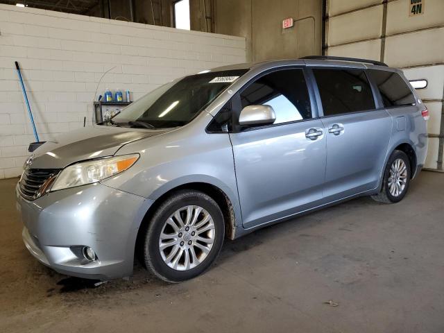 VIN 5TDYK3DCXDS298370 2013 Toyota Sienna, Xle no.1