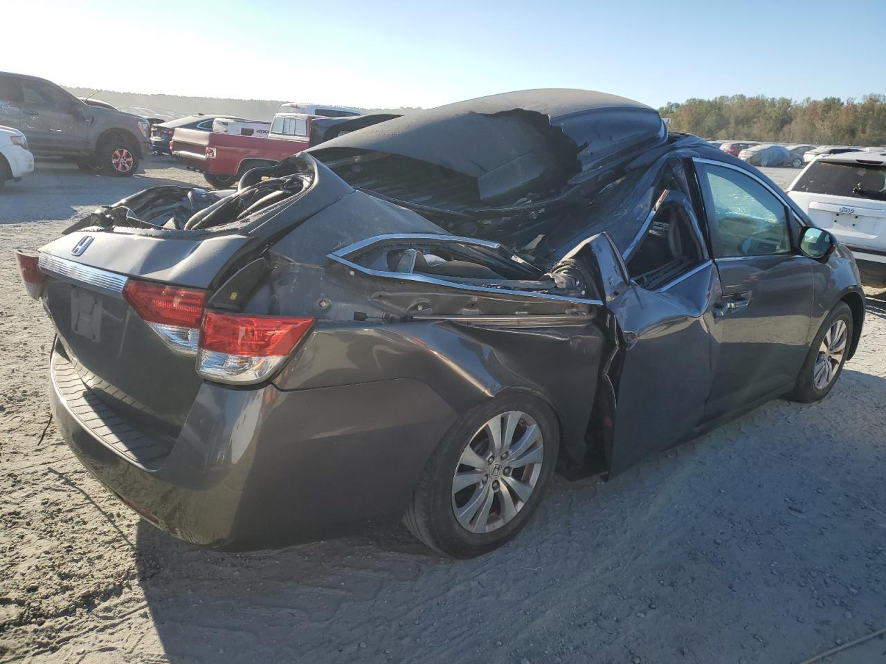 Lot #2919433362 2016 HONDA ODYSSEY EX