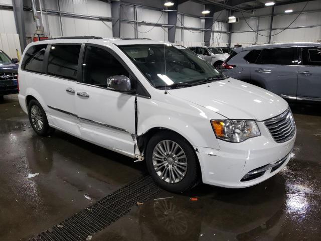 2016 CHRYSLER TOWN & COU - 2C4RC1CG8GR135661