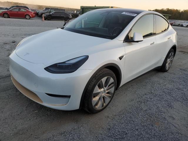 VIN 7SAYGAEE7RF091388 2024 TESLA MODEL Y no.1