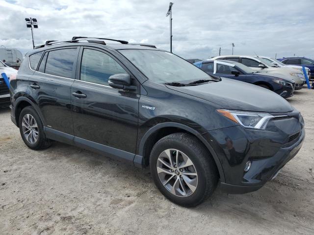 VIN JTMRJREV8JD186040 2018 Toyota RAV4, LE no.4