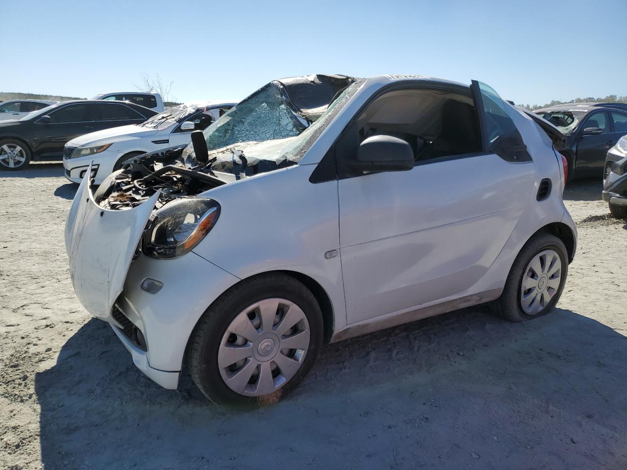 Lot #2970004902 2016 SMART FORTWO