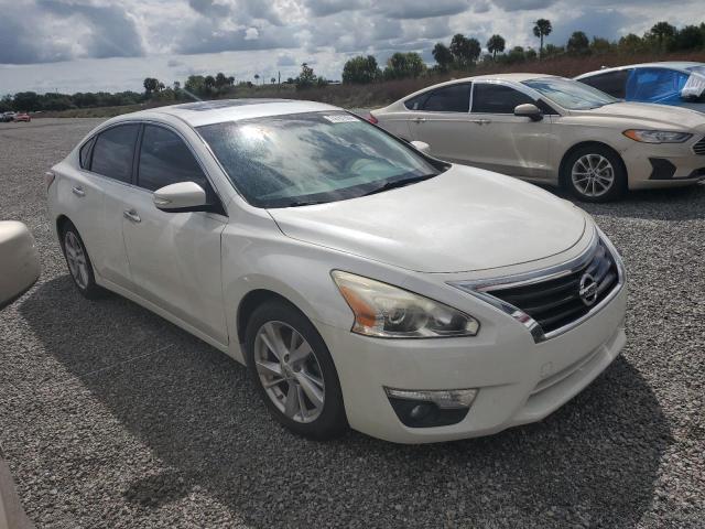 VIN 1N4AL3AP3FC221159 2015 Nissan Altima, 2.5 no.4