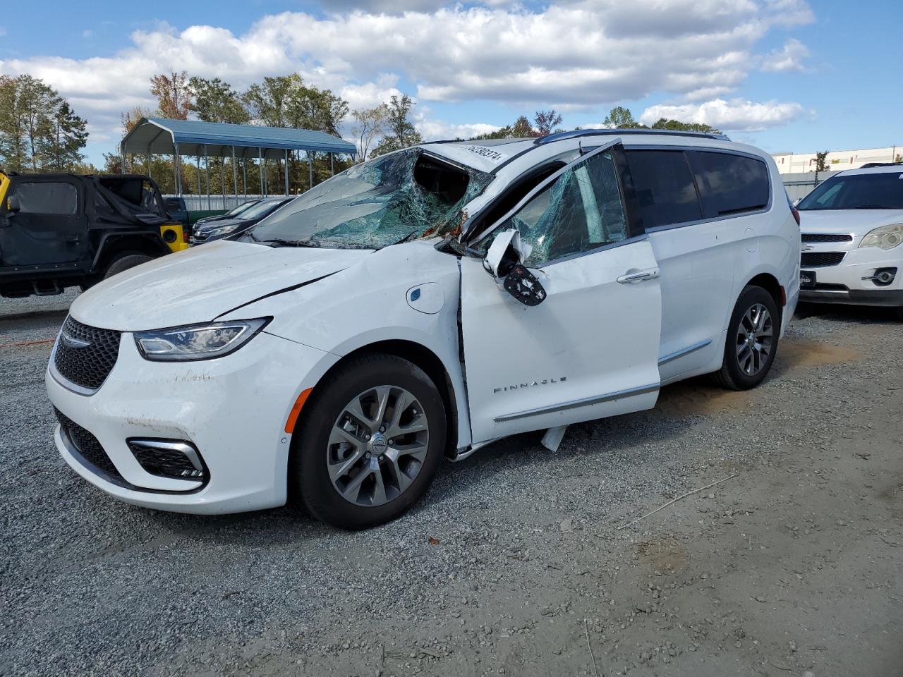 Lot #2926534299 2024 CHRYSLER PACIFICA H