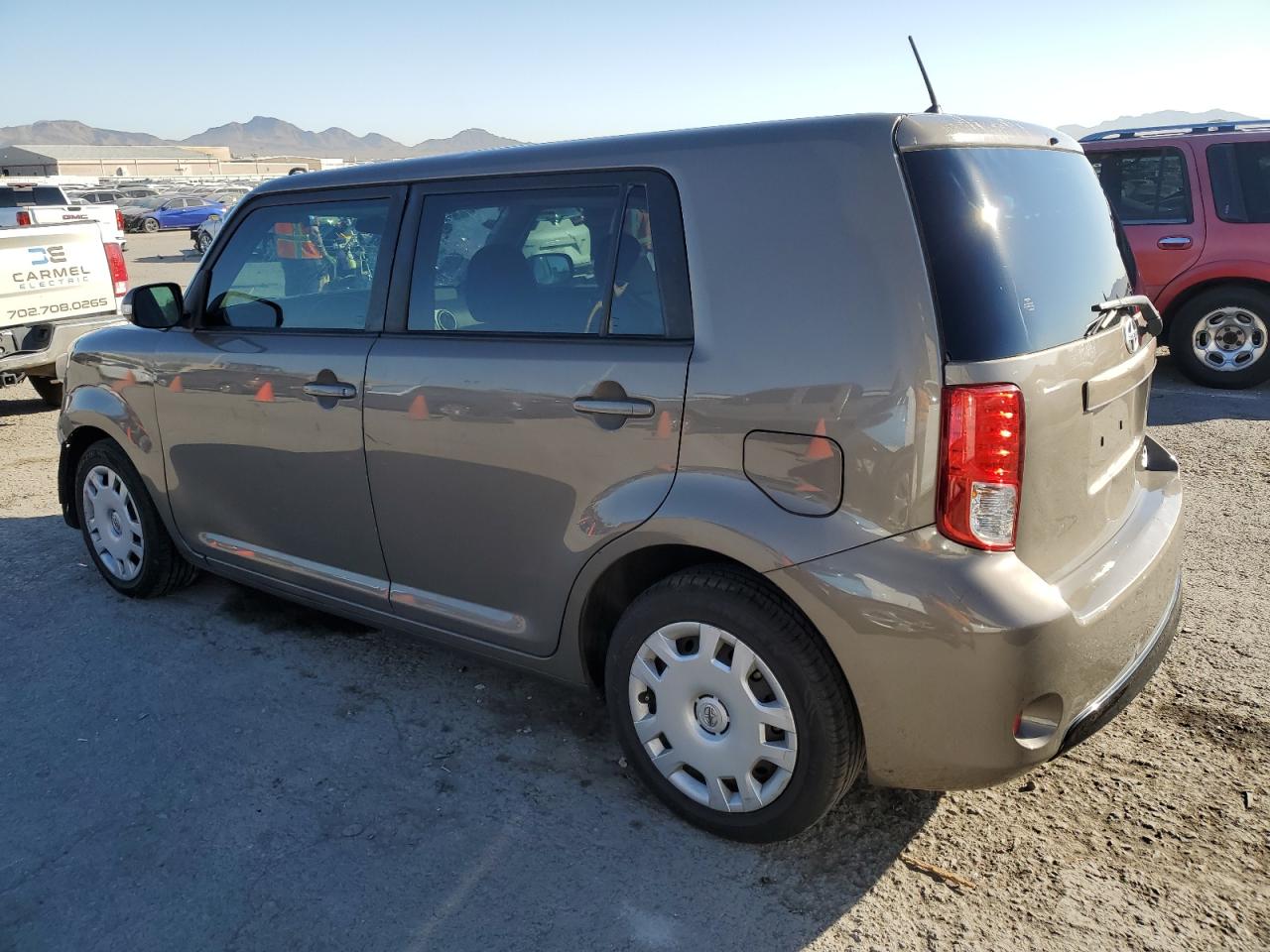 Lot #2960306731 2015 TOYOTA SCION XB