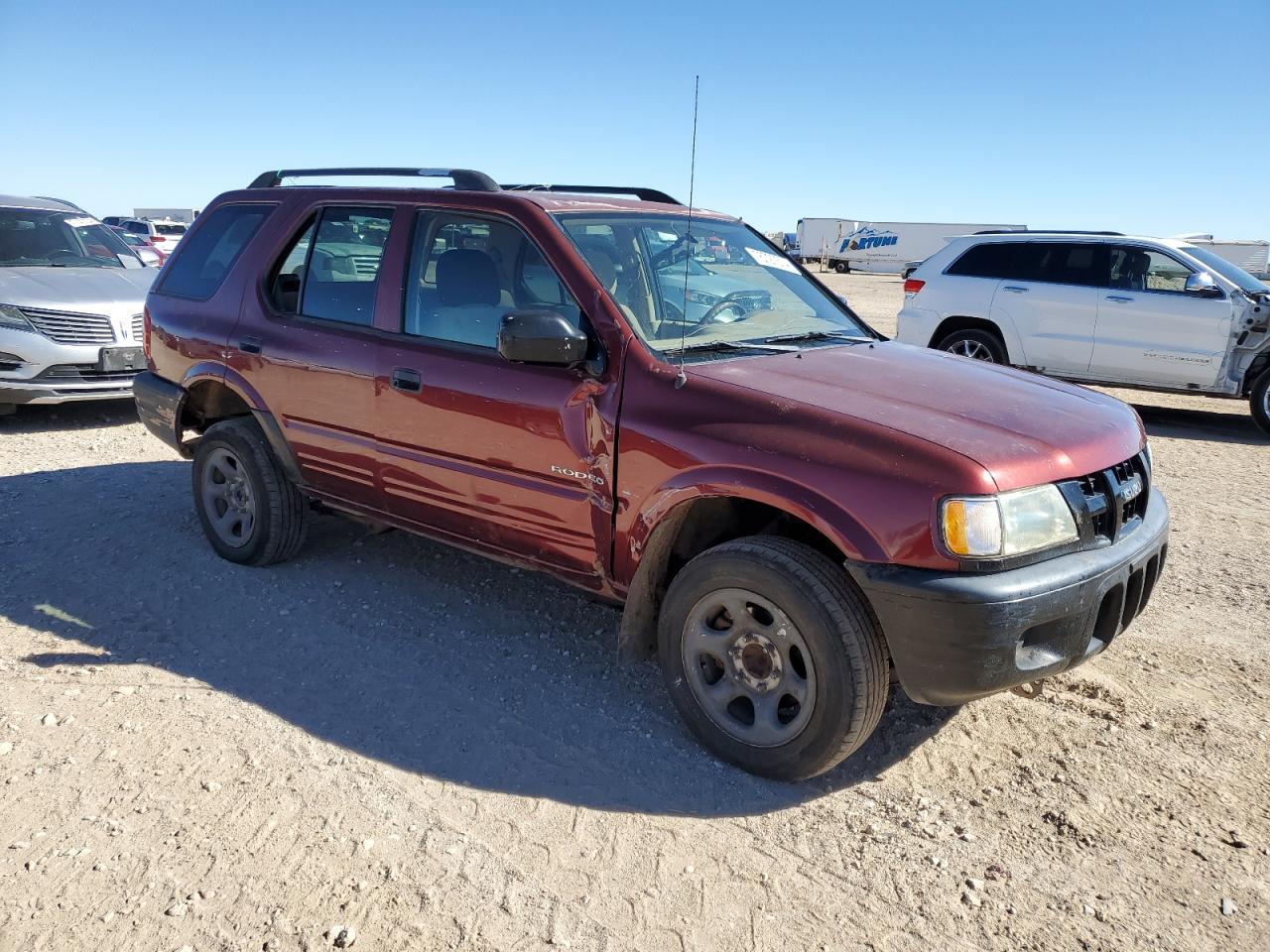 Lot #2955512521 2003 ISUZU RODEO S