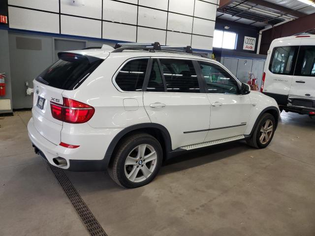 VIN 5UXZW0C58D0B95303 2013 BMW X5, Xdrive35D no.3