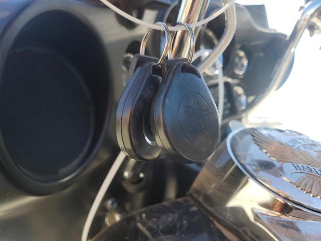 2011 HARLEY-DAVIDSON FLHTCUTG 1HD1MAM16BB850982