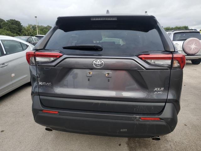 2019 TOYOTA RAV4 XLE P - JTMA1RFV2KD005978