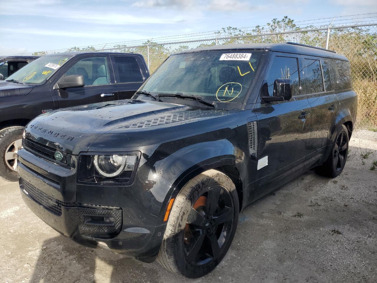 Lot #3034504739 2023 LAND ROVER DEFENDER 1