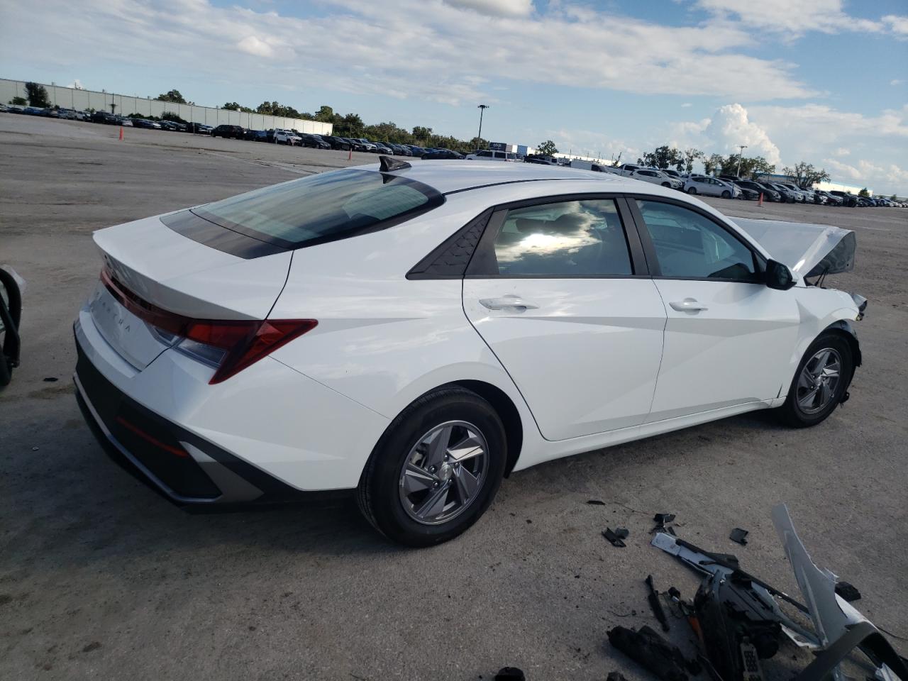 Lot #2991722153 2024 HYUNDAI ELANTRA SE