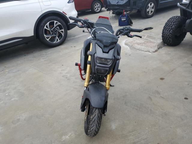 HONDA GROM 125 2017 gray  gas MLHJC6114H5206469 photo #3