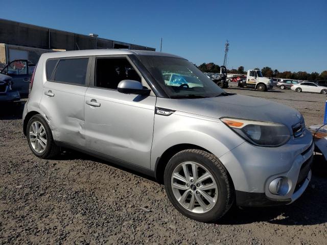 VIN KNDJP3A58J7568792 2018 KIA Soul, + no.4