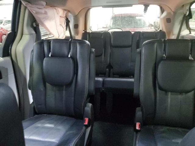 2015 CHRYSLER TOWN & COU - 2C4RC1BG5FR628696