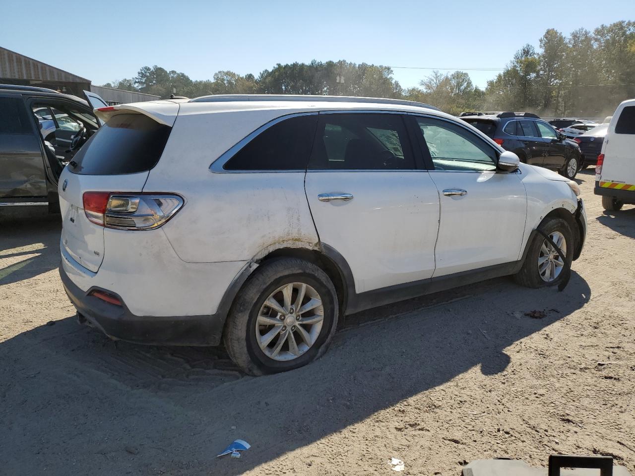 Lot #2944936875 2016 KIA SORENTO LX