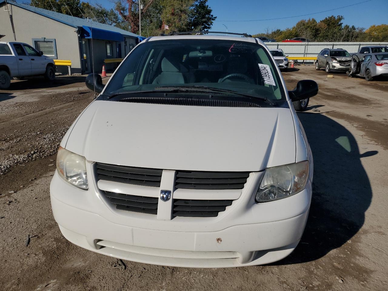 Lot #2935917875 2006 DODGE CARAVAN SX