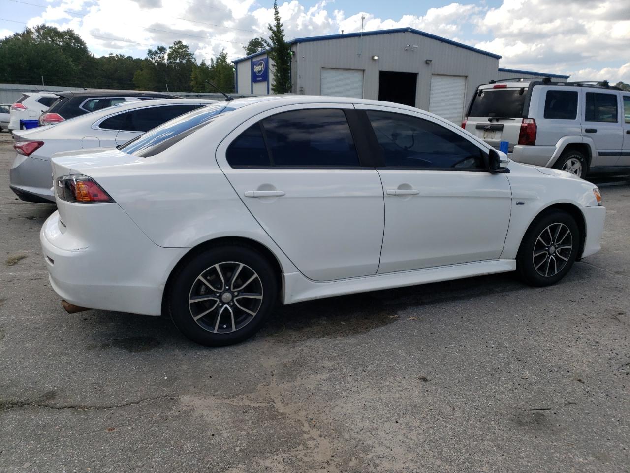 Lot #2952881901 2017 MITSUBISHI LANCER ES