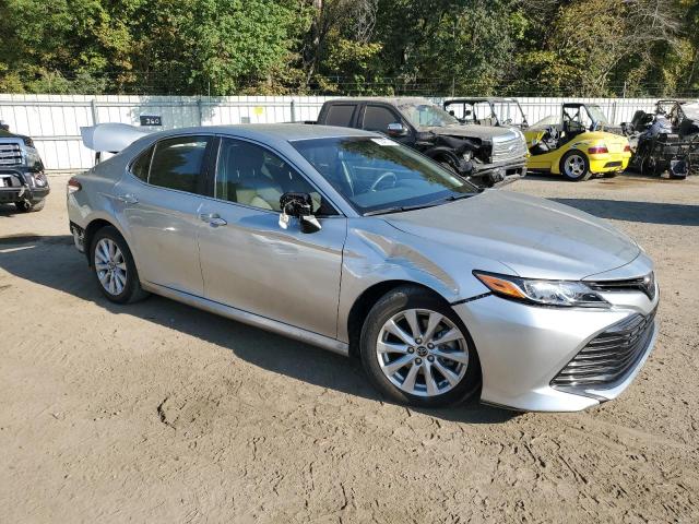 VIN JTNB11HK8J3023569 2018 Toyota Camry, L no.4