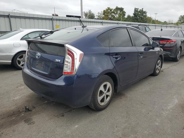 VIN JTDKN3DU1E0363892 2014 Toyota Prius no.3